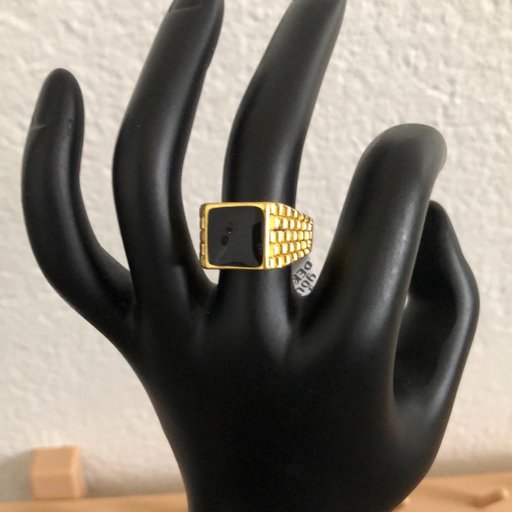 Source Unknown Gold-Tone Signet Ring with Black Stone